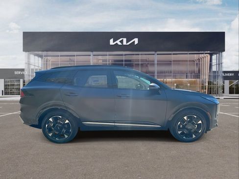 New 2026 Kia Sportage SX image 9