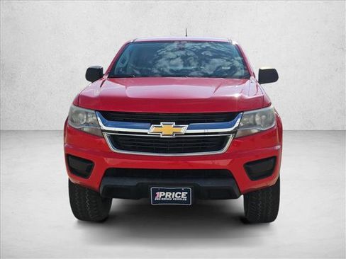 Used 2018 Chevrolet Colorado W/T w/ WT Convenience Package RWD image 2