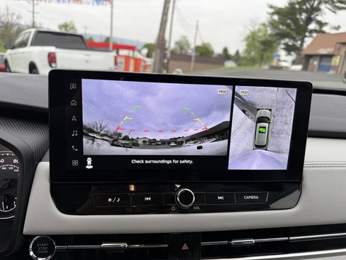 Used 2025 Mitsubishi Outlander SE AWD/4WD image 18