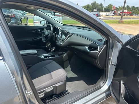 Used 2023 Chevrolet Malibu LT FWD image 21
