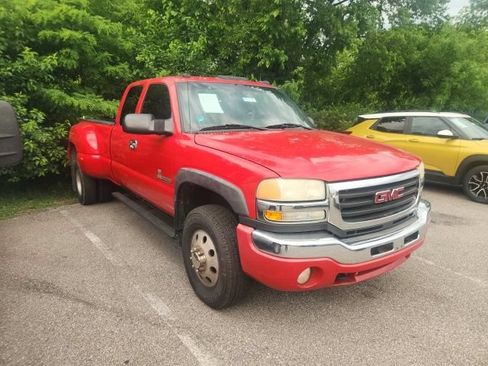 Used 2003 GMC Sierra 3500 SLE AWD/4WD image 1
