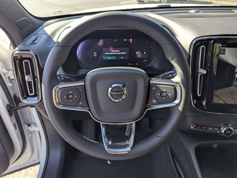 New 2026 Volvo XC40 B5 Ultra w/ Protection Package Premier image 10