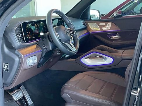 Used 2022 Mercedes-Benz GLS 450 4MATIC image 18