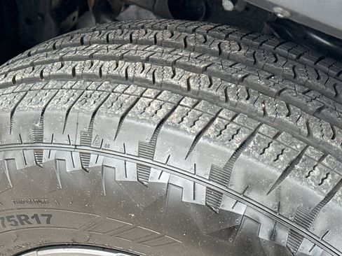 Used 2024 Jeep Wrangler Sport image 9