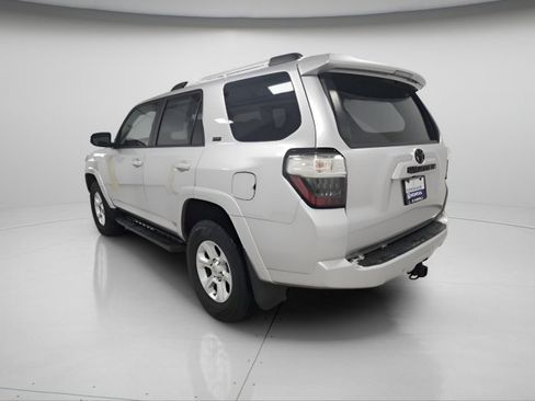 Used 2020 Toyota 4Runner Limited image 12