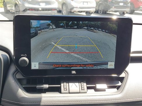 Used 2023 Toyota RAV4 Limited image 27