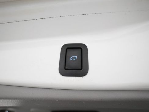 Used 2018 Toyota Highlander Limited Platinum image 15