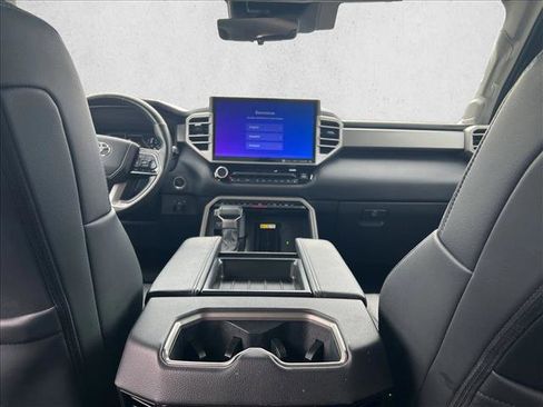 Used 2023 Toyota Tundra Limited image 18
