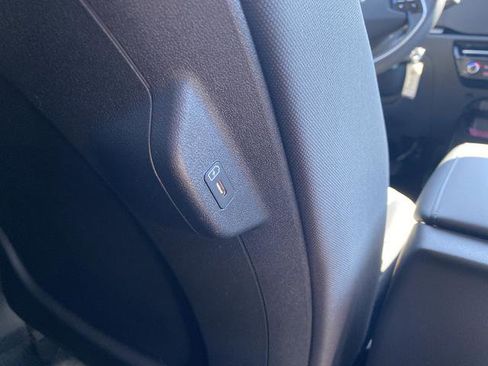 New 2026 Kia Niro LX FWD image 17
