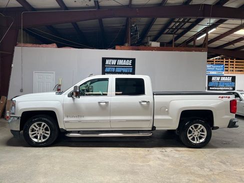 Used 2017 Chevrolet Silverado 1500 LTZ w/ LTZ Plus Package AWD/4WD image 5