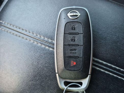 Used 2024 Nissan Sentra SV FWD image 34
