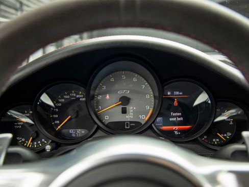 Certified 2015 Porsche 911 GT3 image 30