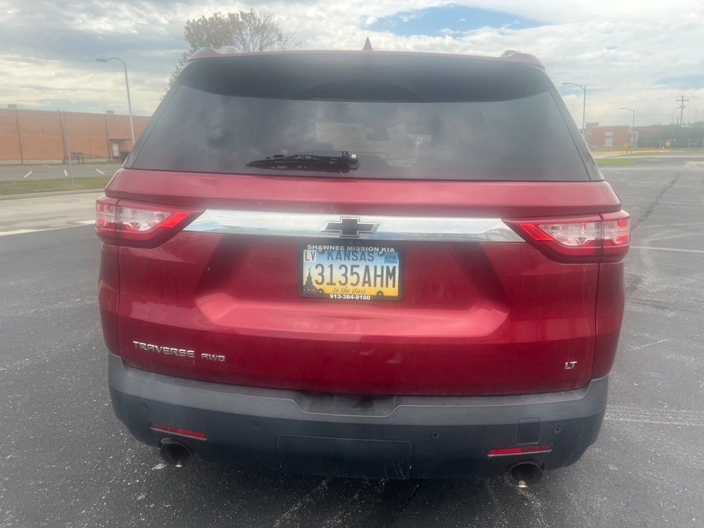 Used 2018 Chevrolet Traverse LT AWD/4WD image 6