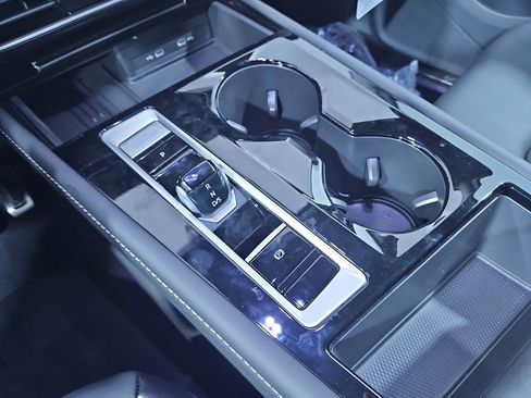 New 2026 Volkswagen Atlas SEL Premium R-Line image 24