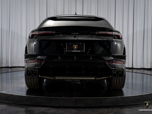 Used 2024 Lamborghini Urus S image 16