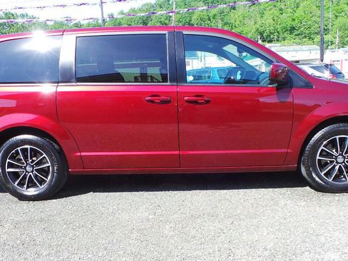 Used 2018 Dodge Grand Caravan GT image 15