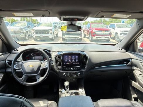 Certified 2024 Chevrolet Traverse LT AWD/4WD image 13