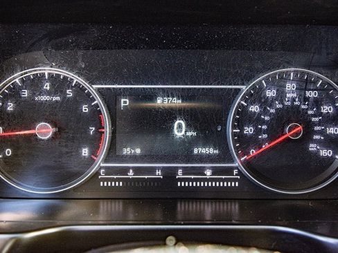 Used 2021 Kia Sorento S image 13