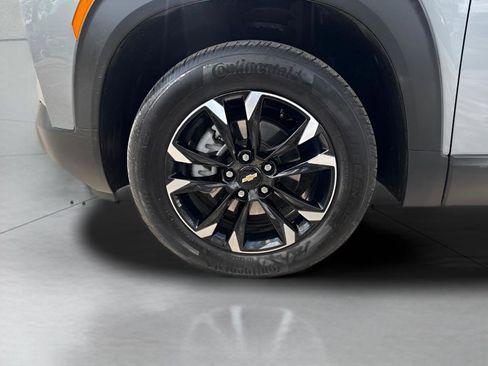 Used 2023 Chevrolet TrailBlazer LT AWD/4WD image 5