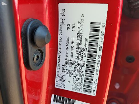 Certified 2021 Toyota Tacoma SR5 image 30