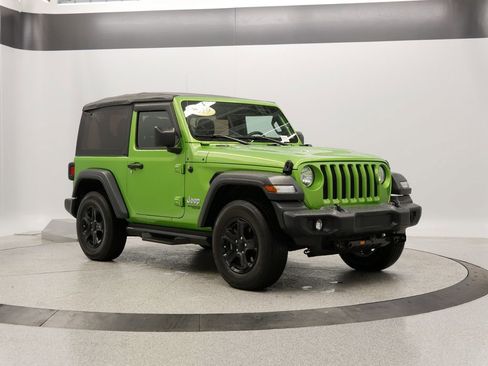 Certified 2019 Jeep Wrangler Sport image 36