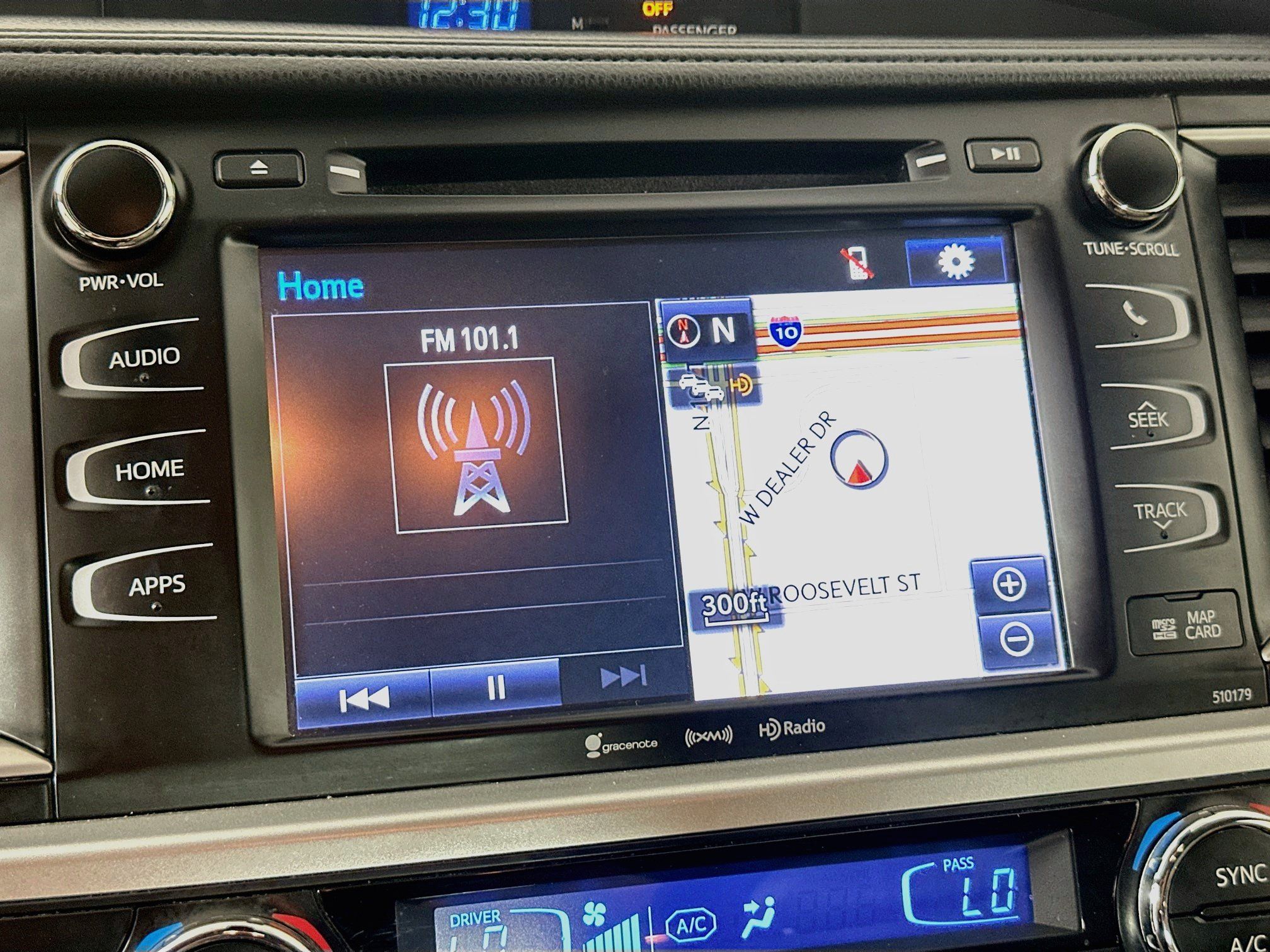 Used 2018 Toyota Highlander XLE AWD/4WD image 22