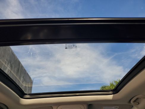 Used 2022 GMC Terrain Denali w/ Black Diamond Edition image 15