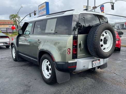 Used 2022 Land Rover Defender 110 image 10