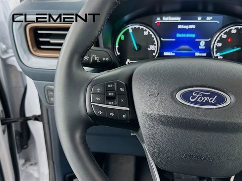 Certified 2024 Ford Maverick Lariat image 16