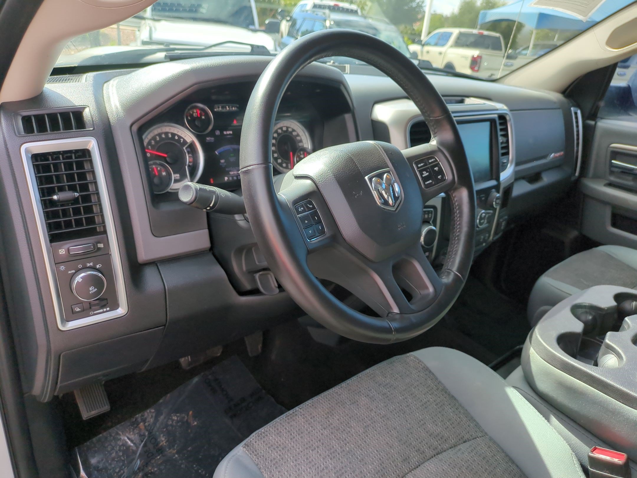 Used 2017 RAM 1500 Big Horn AWD/4WD image 14