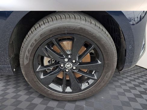 Used 2026 Jaguar F-PACE R-Dynamic S image 8