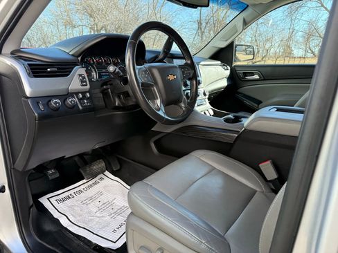Used 2019 Chevrolet Suburban LT w/ Max Trailering Package image 18