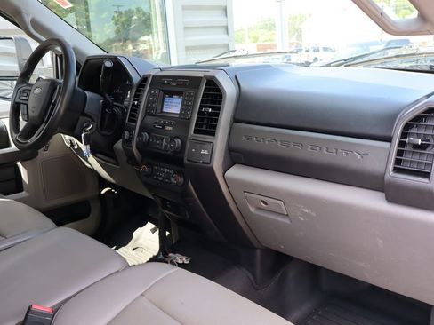 Used 2020 Ford F450 4x4 Regular Cab Super Duty image 29
