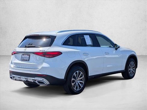 Used 2026 Mercedes-Benz GLC 300 4MATIC image 5