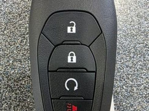 Used 2024 Chevrolet Trax LS w/ LS Convenience Package image 28