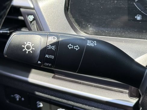 Used 2025 Kia Telluride S AWD/4WD image 21
