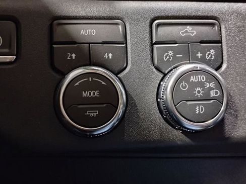 New 2025 GMC Sierra 1500 Elevation image 20