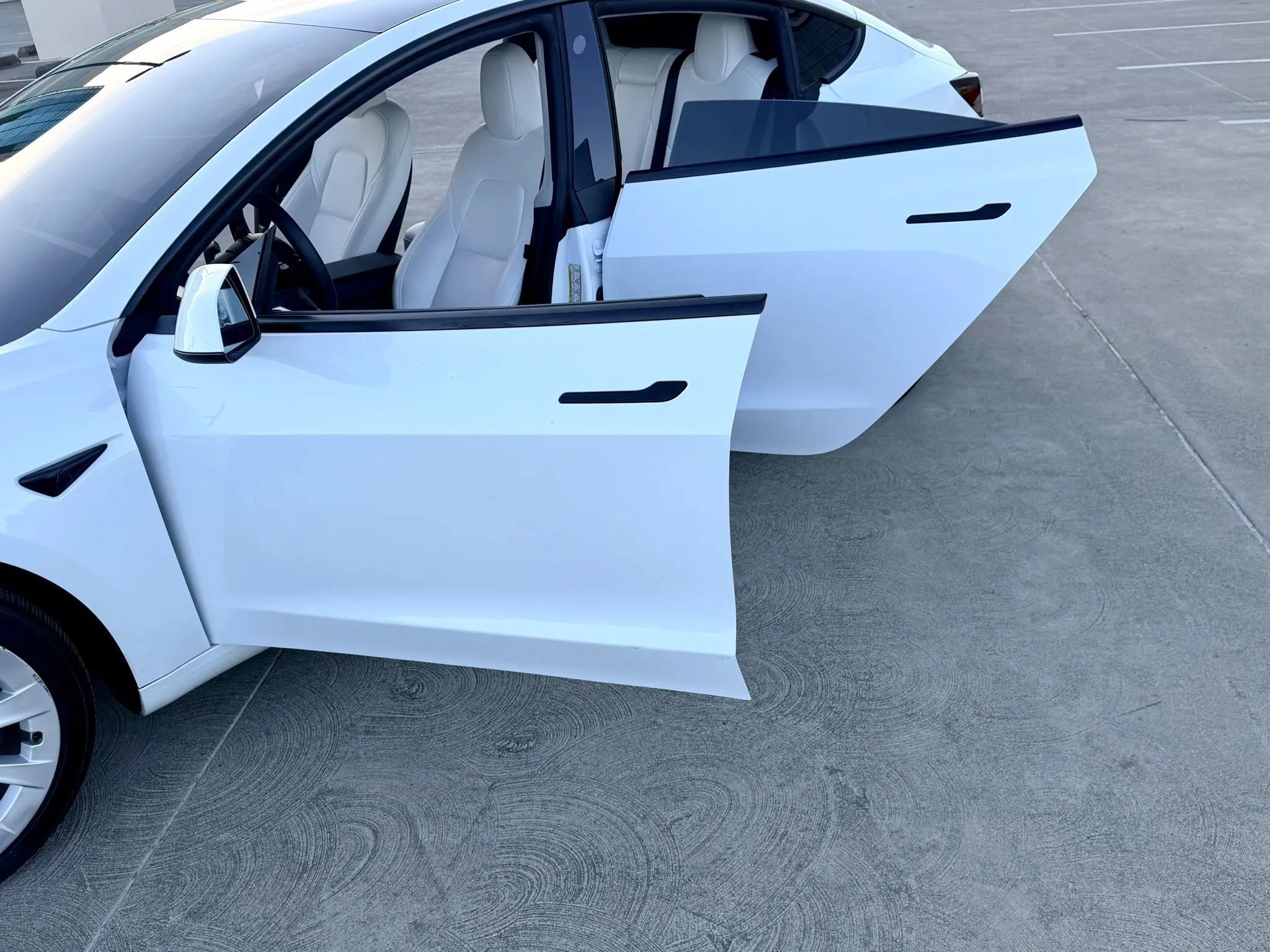 Used 2023 Tesla Model 3 Standard Range RWD image 36