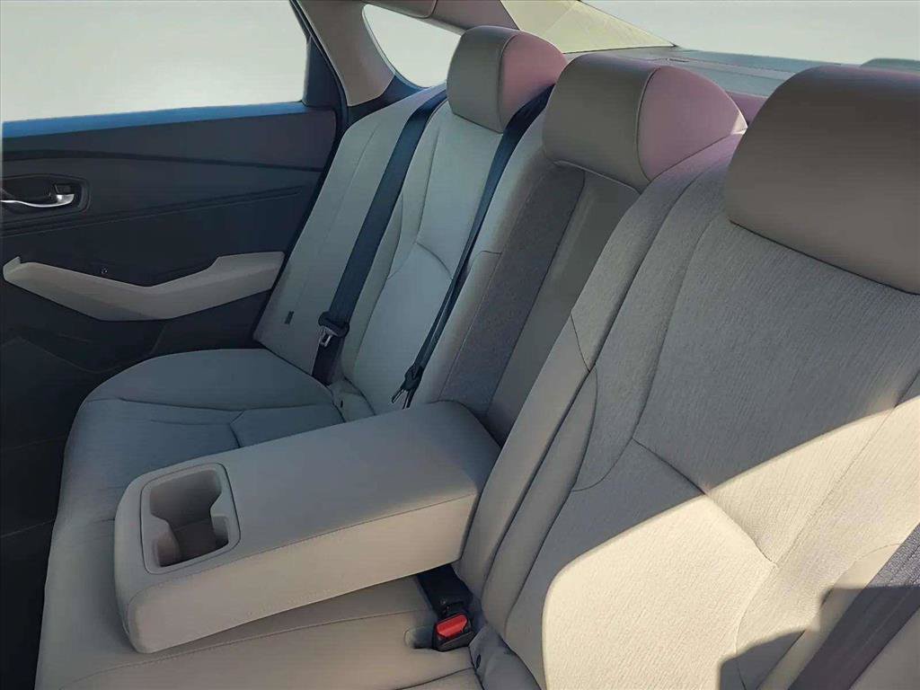 Used 2024 Honda Accord EX image 19