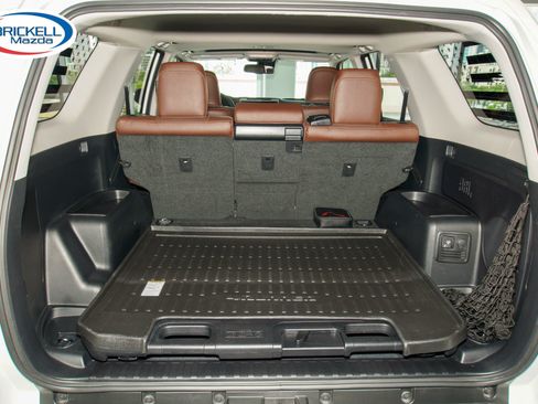 Used 2022 Toyota 4Runner Limited AWD/4WD image 10
