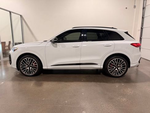 Used 2025 Audi SQ5 Premium Plus AWD/4WD image 8