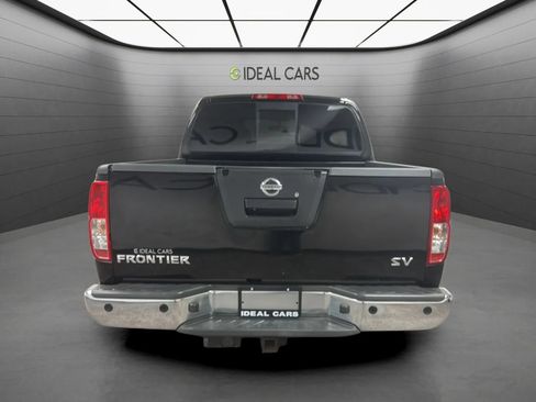 Used 2016 Nissan Frontier SV RWD image 6