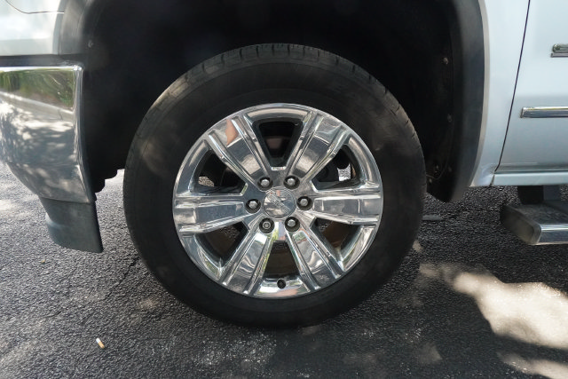Used 2017 GMC Sierra 1500 SLT AWD/4WD image 38