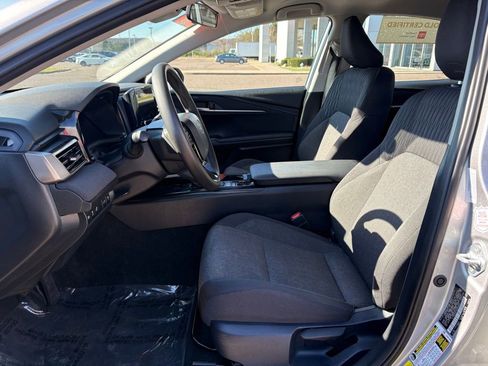 Certified 2025 Toyota Camry LE image 11