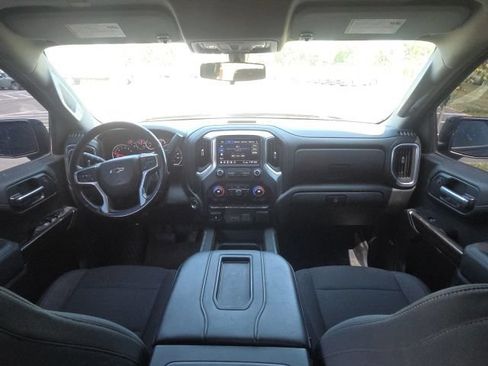 Used 2020 Chevrolet Silverado 1500 LT Trail Boss AWD/4WD image 16
