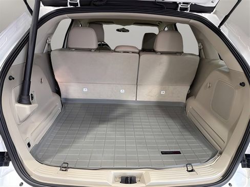 Used 2014 Lincoln MKX FWD w/ Equipment Group 101A image 32