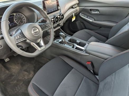 New 2025 Nissan Sentra SR image 12
