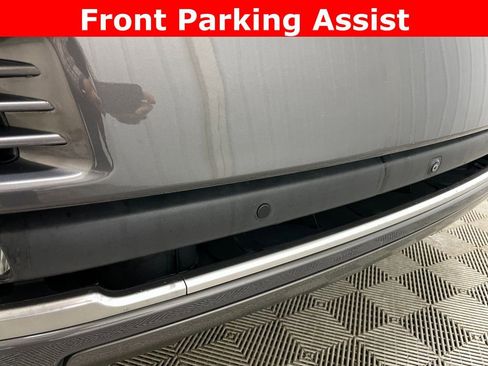 Used 2016 Land Rover Range Rover HSE image 17