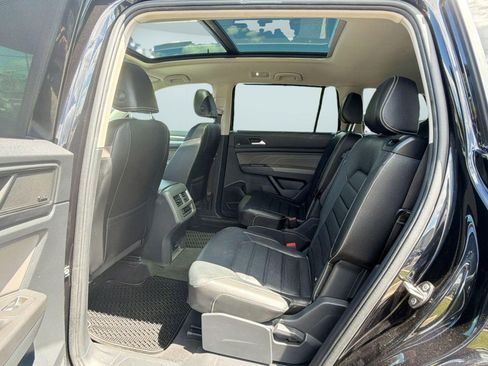 Certified 2023 Volkswagen Atlas SEL Premium AWD/4WD image 14