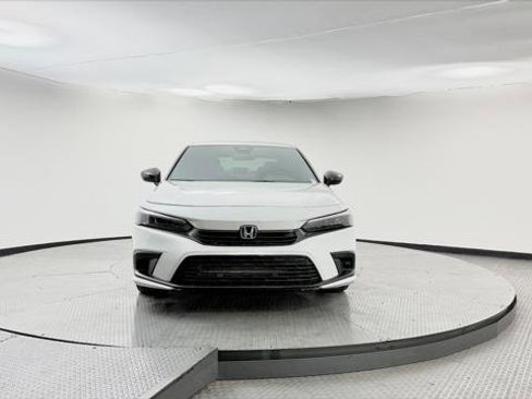 Used 2023 Honda Civic Sport image 12